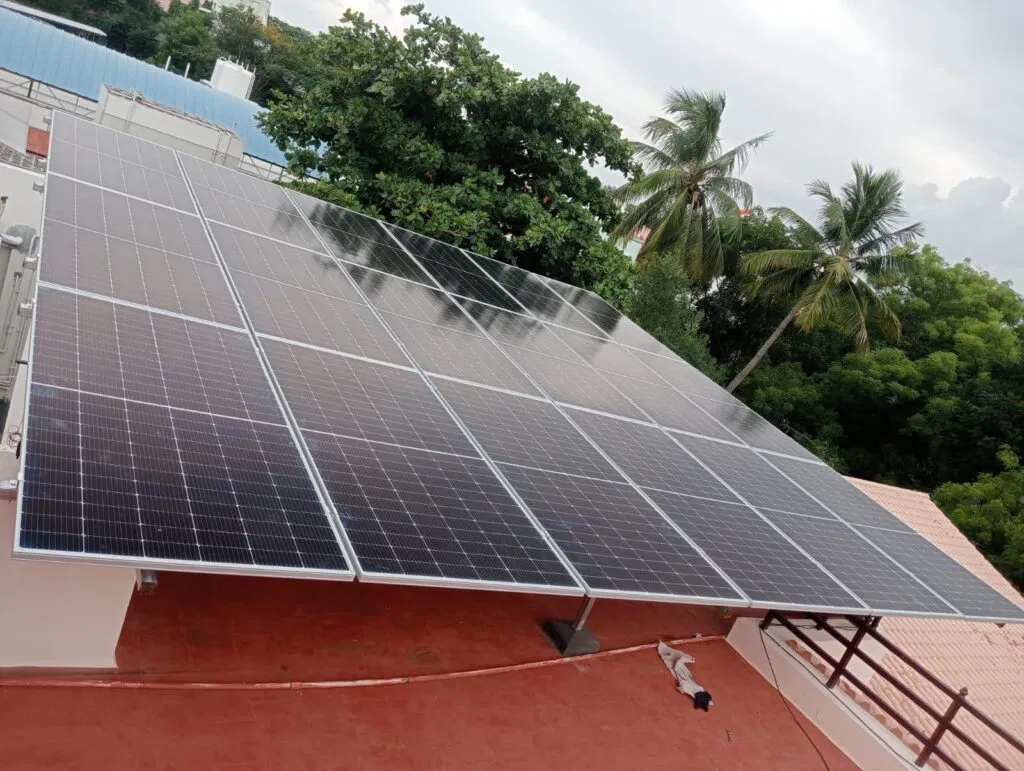 solar-power-setup-solar-rich-green-power