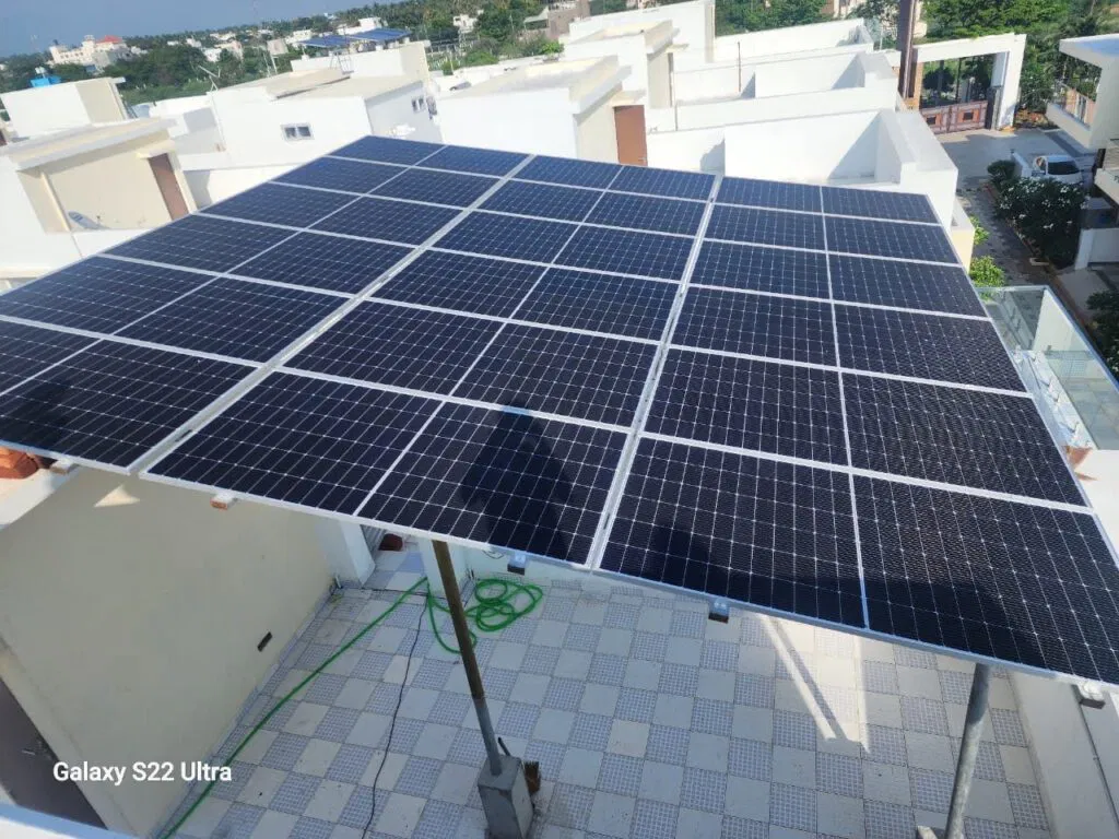 Solar-power-setup-solar-rich-green-power